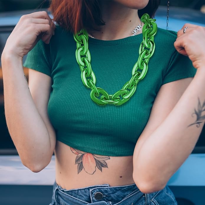 Remuuly Plastic Chain Necklace Chunky Big Fake Necklace Hip Hop Rapper Giant Turnover Chain Costume for Halloween