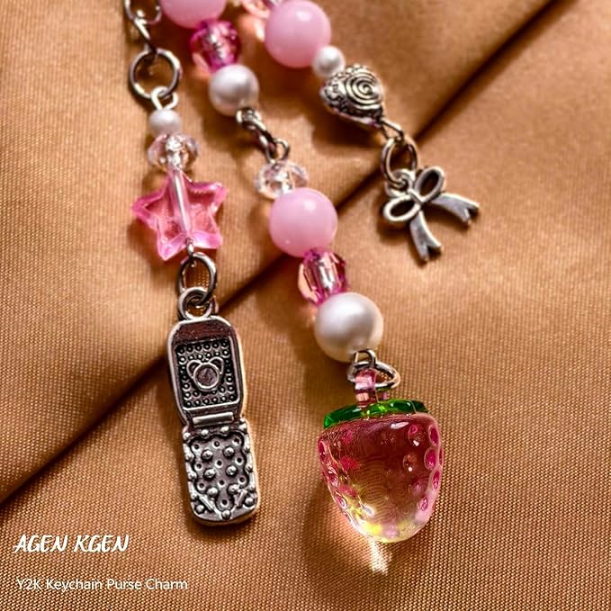 Novelty keychains Aesthetic Y2K Keychain Charms Stylish Keychains Accessories for Women Bag Purse Gifts