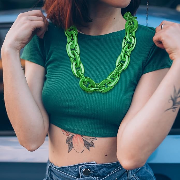 Remuuly Plastic Chain Necklace Chunky Big Fake Necklace Hip Hop Rapper Giant Turnover Chain Costume for Halloween