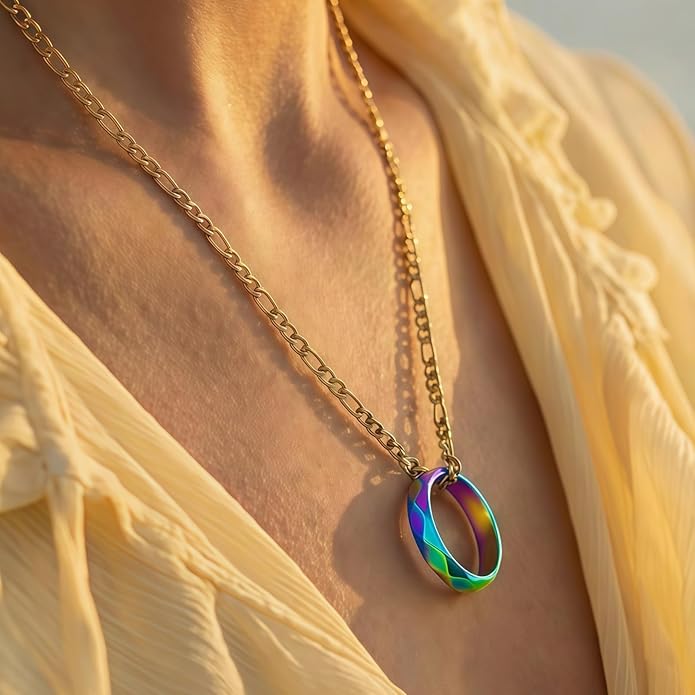 LAOLINTUS Matching Necklace for Couples Necklace Gifts for Women, Valentine’s Day Engagement Gifts for Her, Silver and 18K Gold Plated Figaro Chain for Girlfriend Wife with Double Ring