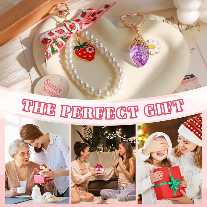 2Pcs Strawberry Keychain Charm Cute Bag Charms Flower Daisy Pearl Bow Keychain Strawberry gift for Women
