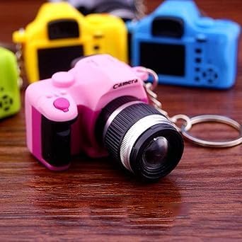 Mini Camera Keychain with Sound, Decorative Key Ring Pendant for Bags and Wallets, Creative Novelty Gift