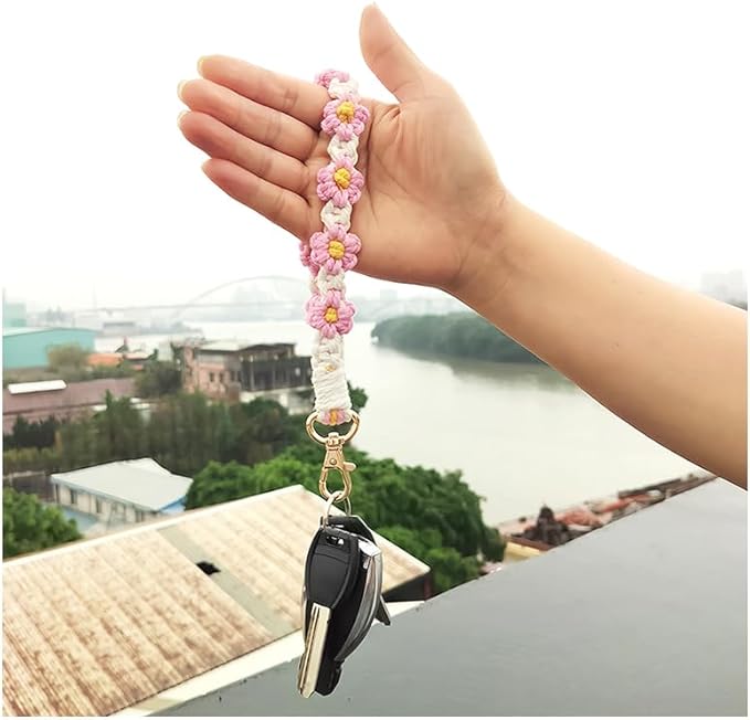 Boho Keychain Handmade Keychain Wristlet Key Chain Wrist Lanyard for Keys Cute daisy keychain for Women