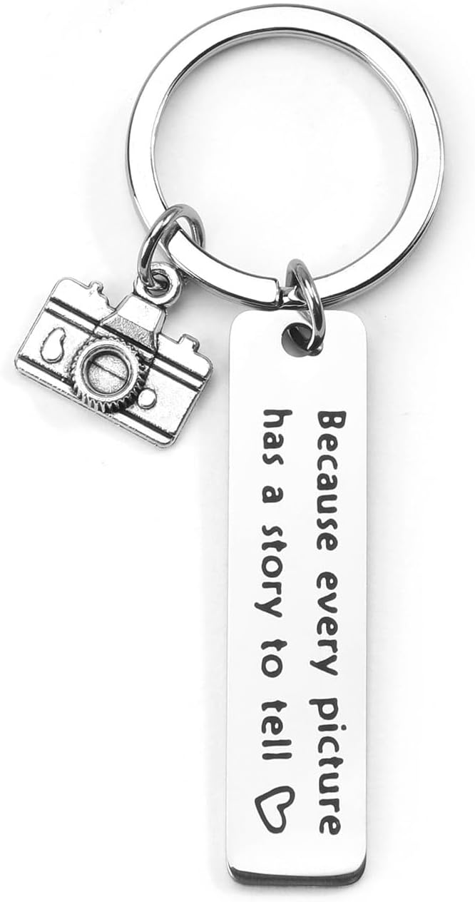 Camera Keychain,Photographer Keychain with Camera Charm,Photography Gift with Inspirational Quote for Photographers