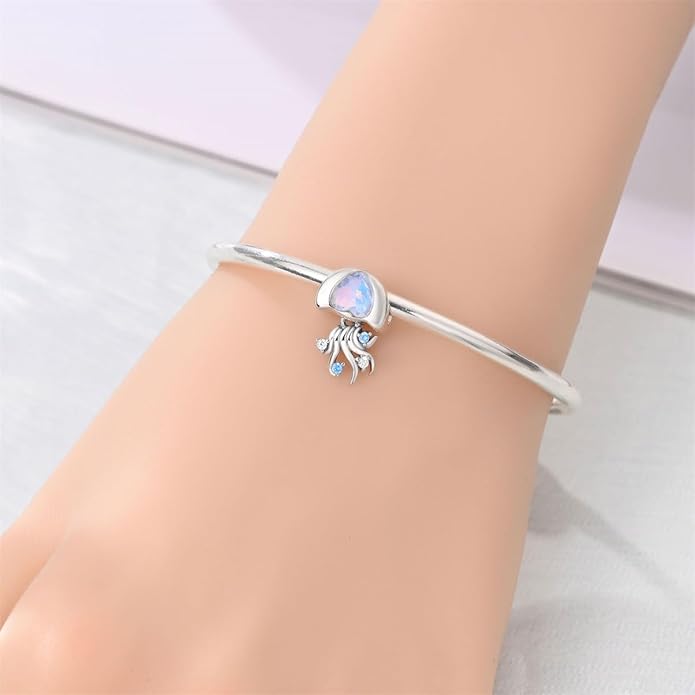 HONGRUI 925 Sterling Silver Charm for Bracelets Necklace Fashion Heart Bow Flower Family Butterfly Pendant Bead Charm for Women Festival jewelry gifts
