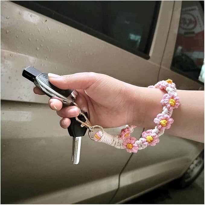 Macrame Keychain Handmade Wristlet Keychain Wrist Lanyard for Keys Cute flower keychain Key Chain for Women