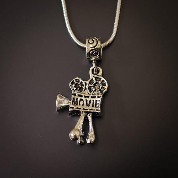 7Dots Art | Vintage Movie Camera Charm Necklace – Film Pendant with Silver Plated Chain – Gift for Filmmakers and Directors - Jewelry for Actors and Cinema Lovers