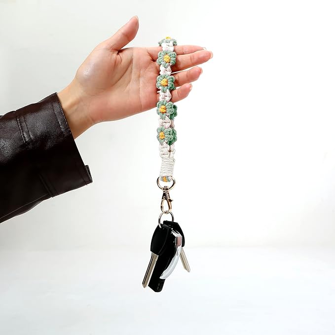Macrame Keychain Handmade Wristlet Keychain Wrist Lanyard for Keys Cute flower keychain Key Chain for Women