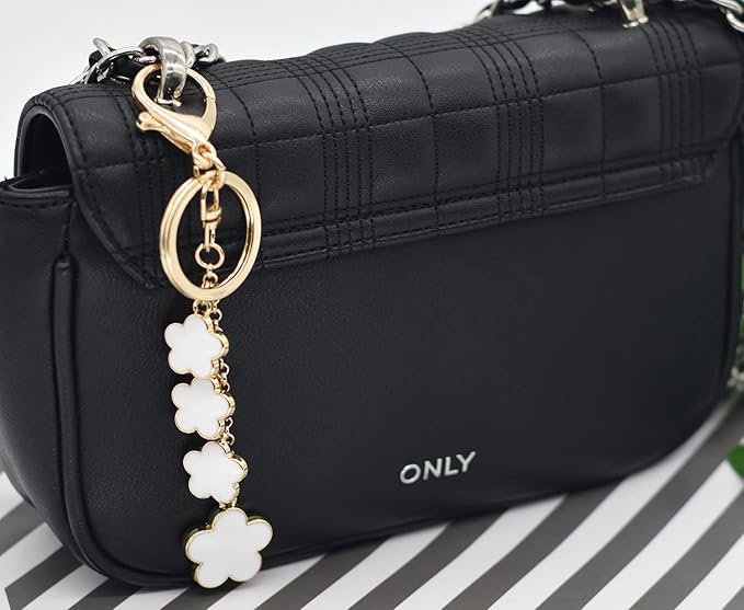 Keychains for Womens, Bag Charm Flowers Car Key Chain Key Ring Pendant for Purse, Handbag Bag Decoration
