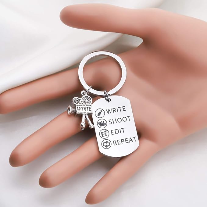 PLITI Filmmaker Keychain Movie Camera Charm Film Director Gifts Filmmaker Gifts for Friend