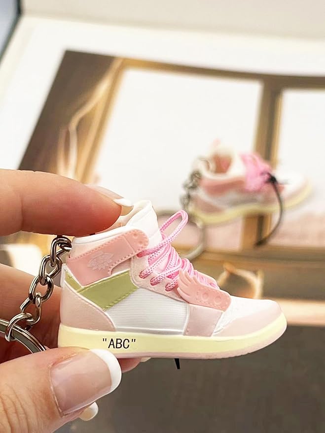 MPK 3D Mini Shoe Keychain,Sneaker Shoe lovers Keychainirthday Birthday Party Mystery Goodie Bag Prizes