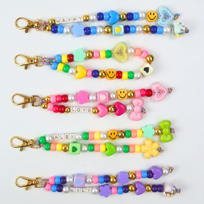 fcccfvvuua 565 PCS DIY Beaded Keychain Making Kit - Bow Heart Star Flower Letter Alphabet | Great for Handmade Party, Gifts | Bead and Bag Charm Kit | Bag Charms Kit