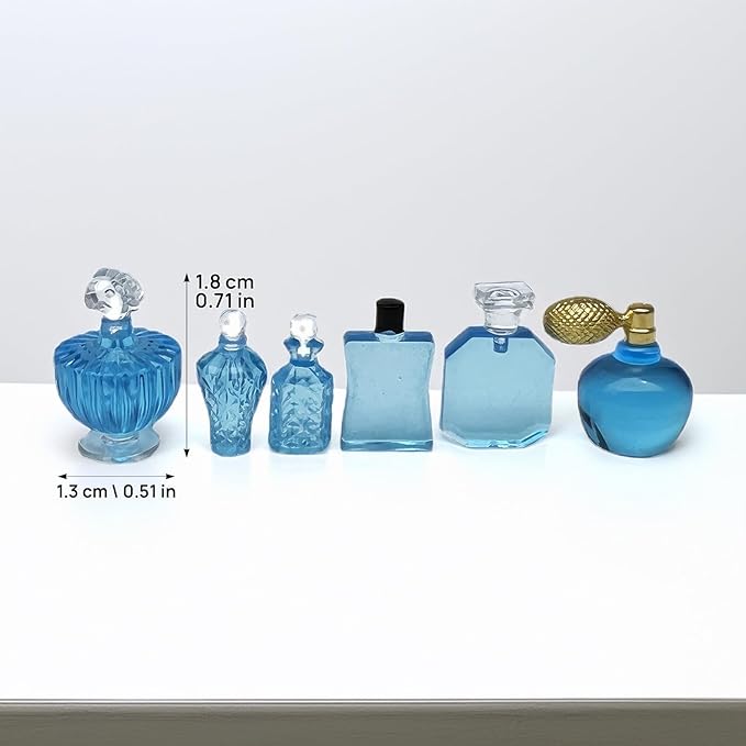 6-Piece Miniature Cosmetic Set – 1:12 Scale Realistic Blue Perfume Bottles for Dollhouse Bathroom, Vanity, Beauty & Spa Theme, DIY Micro Scene, Fairy Garden, Craft Display & Collector Decoration（ A ）
