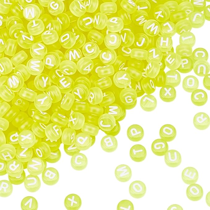1 Box 800pcs Yellow Transparent Letter Beads Acrylic Clear White Alphabet Flat Round Letters Cylinder Loose Spacer Bead Charms Bulk for Jewelry Making Bracelets Necklaces DIY Craft Supply