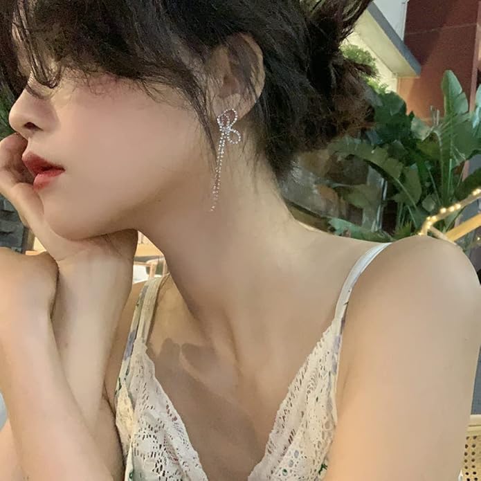 HERIER Rhinestone Earrings Dangling for Women Chandelier Statement Tassel Earrings Girls Silver Sparkly Drop Cubic Zirconia Crystal Earrings Long Dangle Costume Jewelry