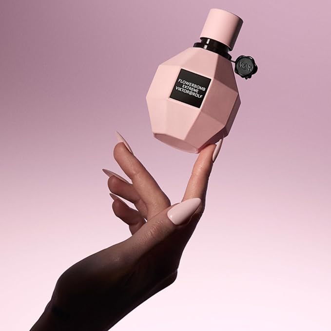 Viktor&Rolf - Flowerbomb Extreme - Eau de Parfum Intense Womens Perfume - Intense & Floral - With Raspberry, Jasmine, Rose, Orange Blossom & Vanilla Bean - 0.3 Fl Oz