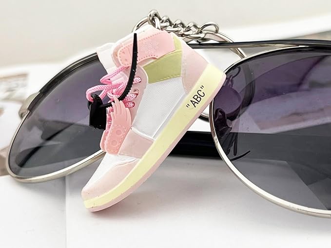 MPK 3D Mini Shoe Keychain,Sneaker Shoe lovers Keychainirthday Birthday Party Mystery Goodie Bag Prizes