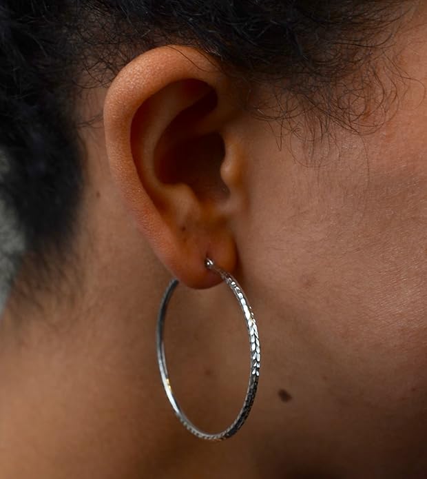 14k White Gold Diamond-Cut Hoop Earrings, (2mm Tube)