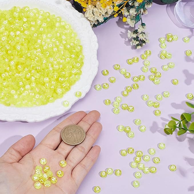 1 Box 800pcs Yellow Transparent Letter Beads Acrylic Clear White Alphabet Flat Round Letters Cylinder Loose Spacer Bead Charms Bulk for Jewelry Making Bracelets Necklaces DIY Craft Supply