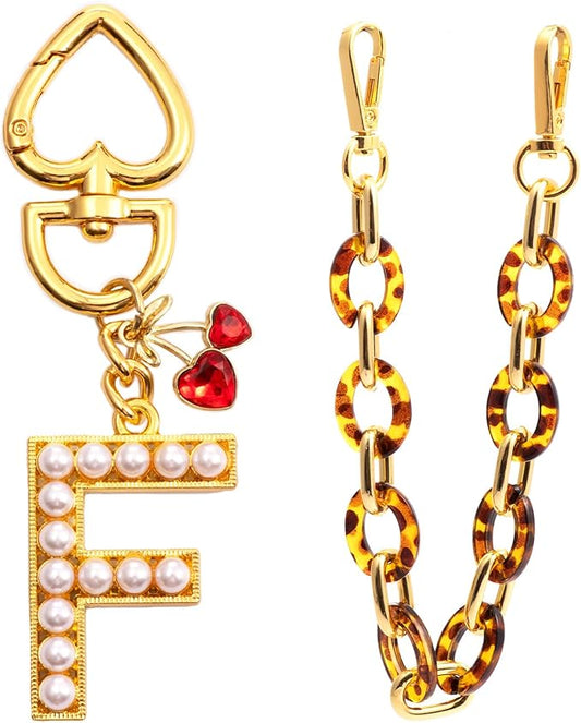 Pearl Initial Keychain with Leopard Bag Charms Wallet Chain Women Cute Alphabet Keychains Charm for Purse Handbag