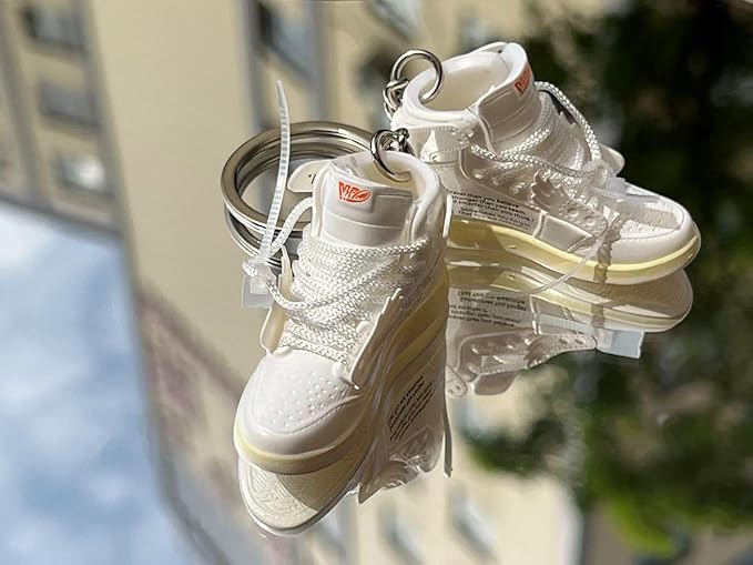 MPK 3D Mini Shoe Keychain,Sneaker Shoe lovers Keychainirthday Birthday Party Mystery Goodie Bag Prizes