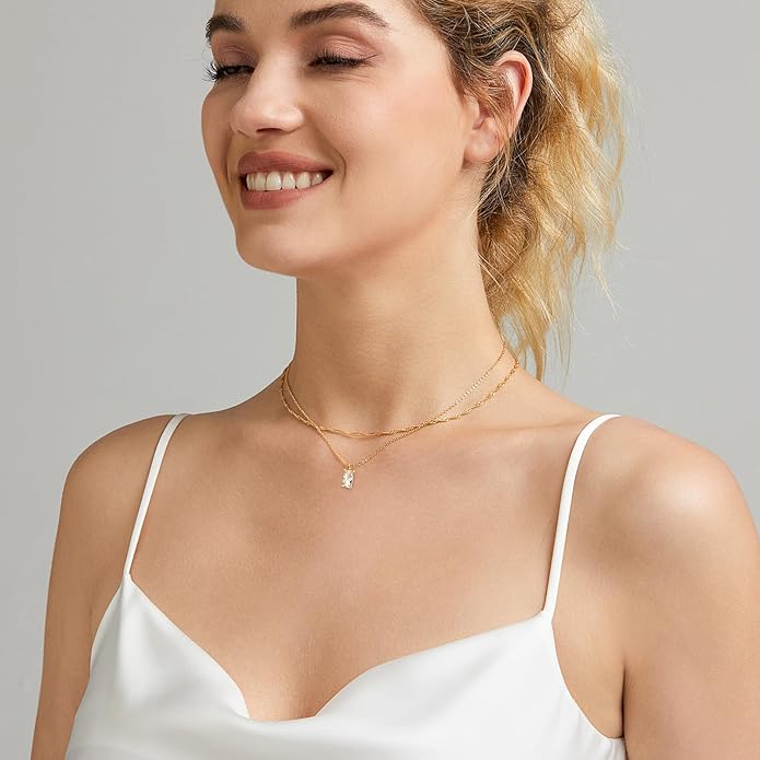 Luxval Diamond Pendant Gold Necklace for Women，Dainty 18k Gold Plated Choker Necklaces Simple Gold Jewelry Gifts for Women Girls