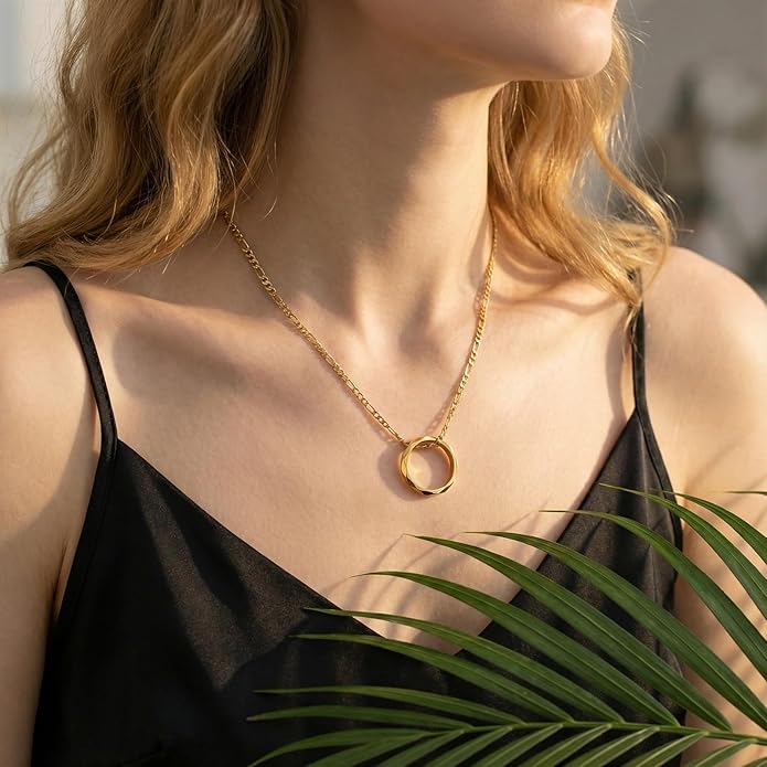 LAOLINTUS Matching Necklace for Couples Necklace Gifts for Women, Valentine’s Day Engagement Gifts for Her, Silver and 18K Gold Plated Figaro Chain for Girlfriend Wife with Double Ring