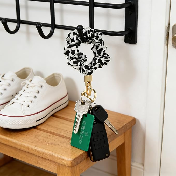 Scrunchie Wristlet Keychain for Women Men, Cute Stretchy Wrist KeyChain for Car Keys with 3 Keyrings and 1 D ring