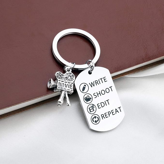 PLITI Filmmaker Keychain Movie Camera Charm Film Director Gifts Filmmaker Gifts for Friend