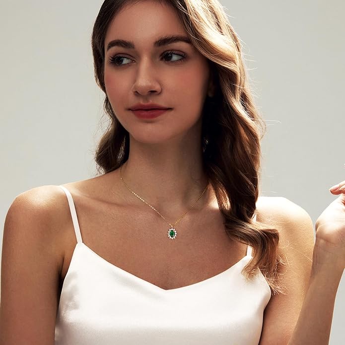 Luxval Diamond Pendant Gold Necklace for Women，Dainty 18k Gold Plated Choker Necklaces Simple Gold Jewelry Gifts for Women Girls
