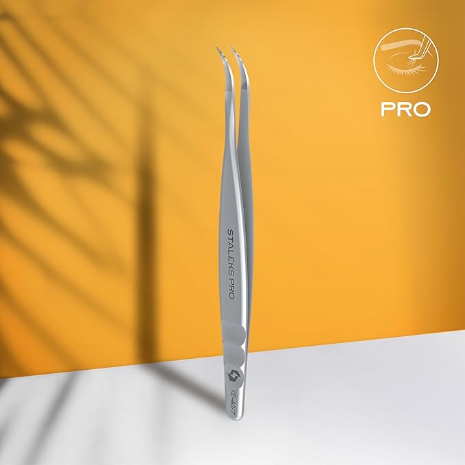 Staleks Pro Professional Eyelash Tweezers Expert 40 Type 7 – Curved – Volume & Classic Lash Extensions – Stainless Steel – Anti-Fatigue Design