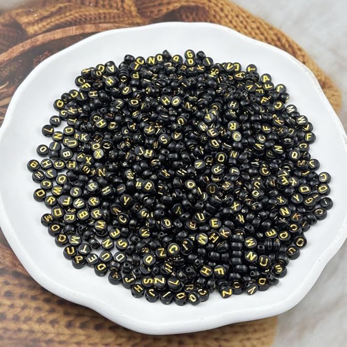 1000pcs Round Letter Beads 4x7mm Acrylic Alphabet Beads Spacer Beads for Jewelry Making Bracelets Necklace Earring Key Chains DIY Craft(Q-Gold Letter Black Bead)