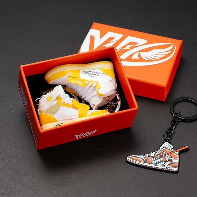 MPK 3D Mini Shoe Keychain,Sneaker Shoe lovers Keychainirthday Birthday Party Mystery Goodie Bag Prizes