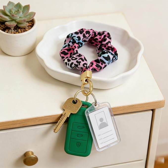 Scrunchie Wristlet Keychain for Women Men, Cute Stretchy Wrist KeyChain for Car Keys with 3 Keyrings and 1 D ring
