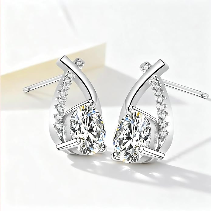 Tunzug Moissanite Stud Earrings D Color VVS1 Moissanite Earrings 925 Sterling Silver 18K Gold Plated Friction Flat Bottom Mermaid Tail Earrings for Women