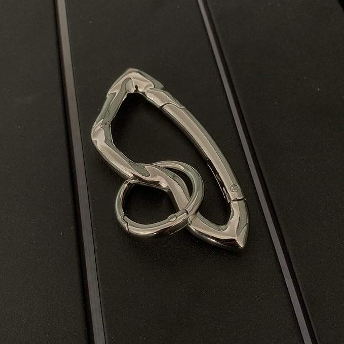 Cute Y2K Carabiner Keychain Clips Irregular Cool Multi-Use Large Heavy Duty Carabiner Hook Key Ring Outdoor Accessories Buckle