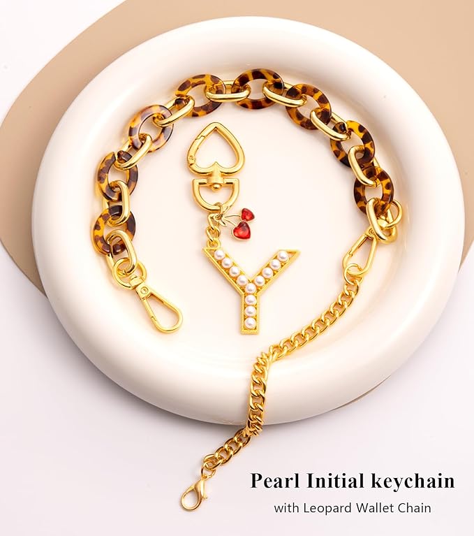 Pearl Initial Keychain with Leopard Bag Charms Wallet Chain Women Cute Alphabet Keychains Charm for Purse Handbag