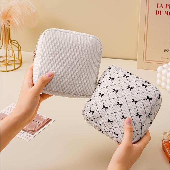 uekeboag Cute Small Corduroy Zipper Makeup Bag, Mini Coquette Aesthetic Pouch with Bear Pattern for for Purse,Key Pocket Lipstick Bag Card Holder Data Cable Organizer (14Beige)