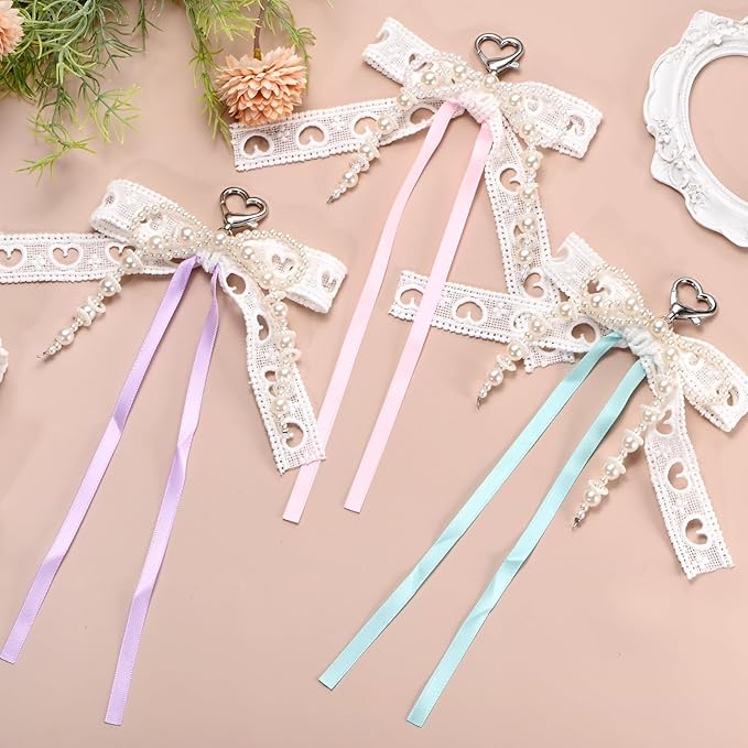 MECCANIXITY Pearl Bow Keychain, Y2k Aesthetic Hollow Heart Bowknot Ribbon Keyring, Cute Bag Charm for Tote Bags Purse Handbag