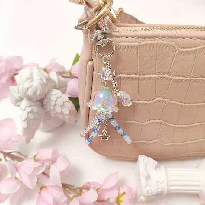 Cute Keychain Aesthetic Y2K Keychain Accessories Heart Butterfly Strawberry Bear Key Chain for Keys Bags Women Gifts