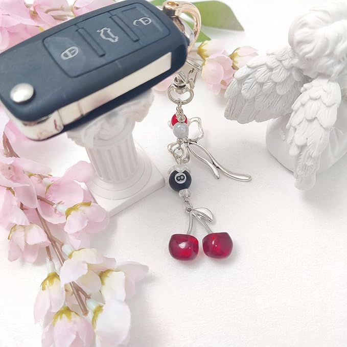Cute Keychain Aesthetic Y2K Keychain Accessories Heart Butterfly Strawberry Bear Key Chain for Keys Bags Women Gifts