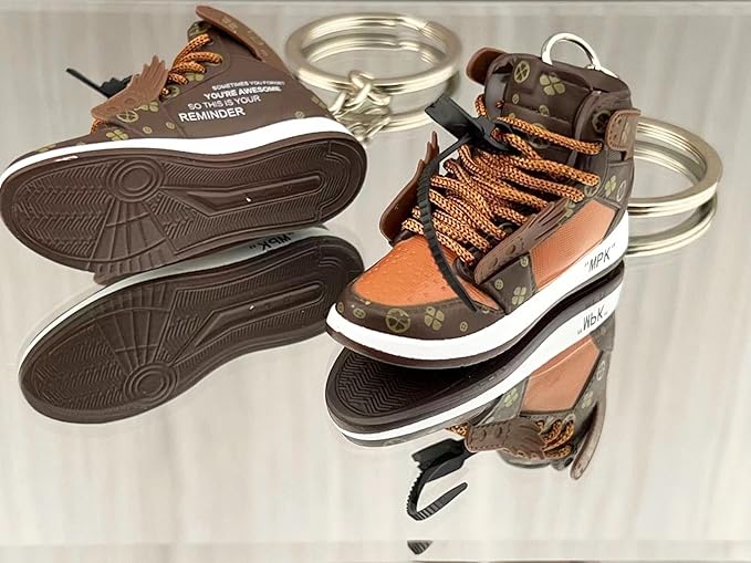MPK 3D Mini Shoe Keychain,Sneaker Shoe lovers Keychainirthday Birthday Party Mystery Goodie Bag Prizes