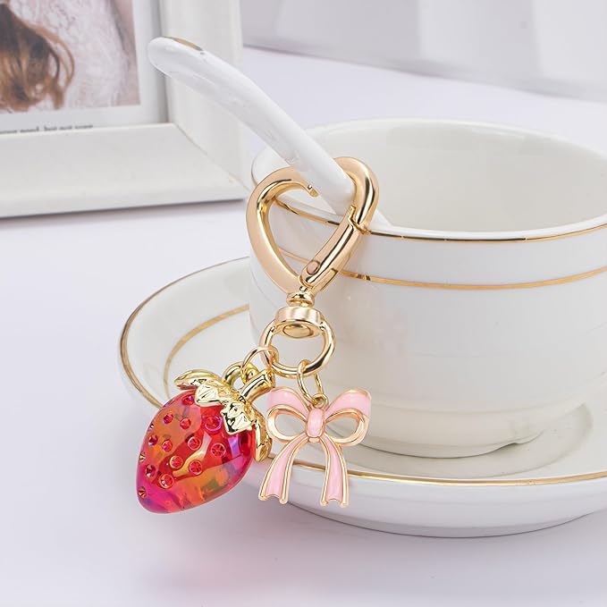 Wikavanli Cute Strawberry Keychain,Bag Charms,Kawaii Heart Flower Daisy Key chains Accessories Decor for Women Girls Purse