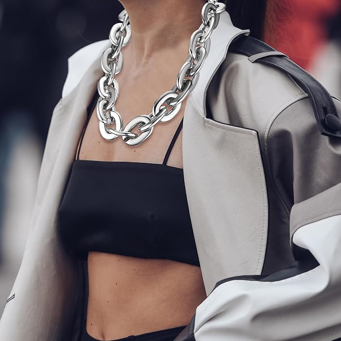 Remuuly Plastic Chain Necklace Chunky Big Fake Necklace Hip Hop Rapper Giant Turnover Chain Costume for Halloween