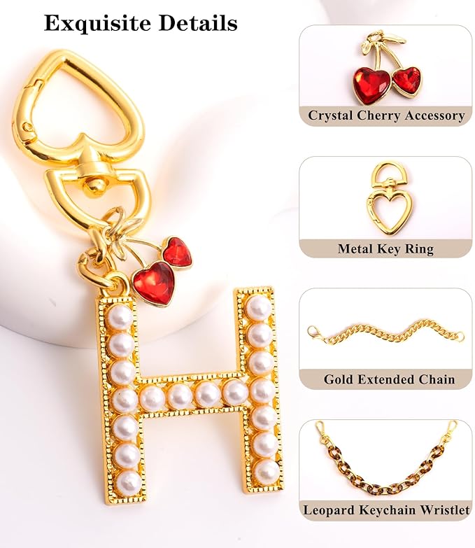 Pearl Initial Keychain with Leopard Bag Charms Wallet Chain Women Cute Alphabet Keychains Charm for Purse Handbag