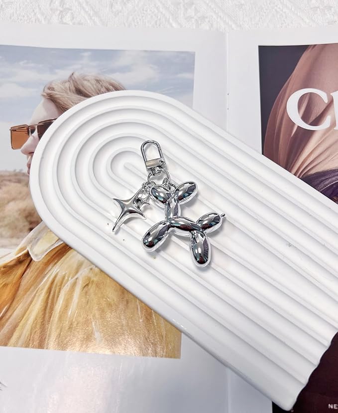 LAEKOU Cute Star Balloon Dog Keychain, Y2K Bag Charms Keychains Accessories for Women, Aesthetic Key Chain
