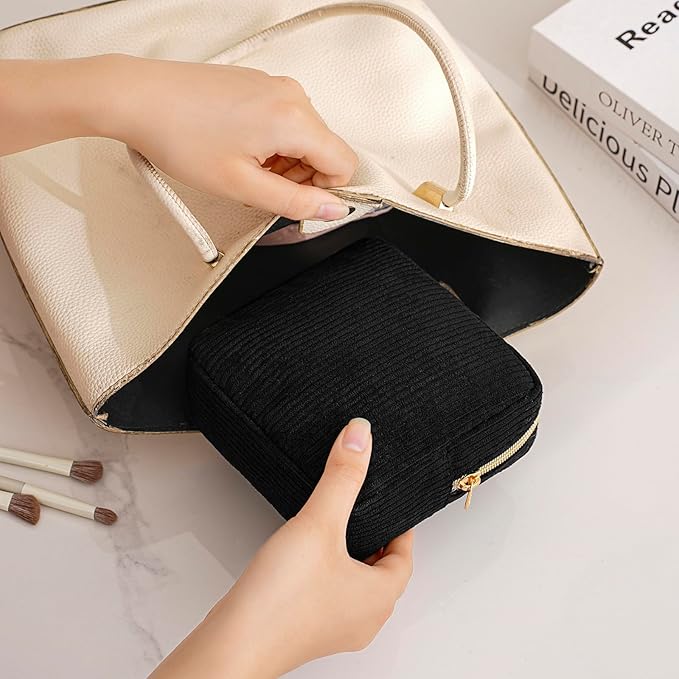 uekeboag Cute Small Corduroy Zipper Makeup Bag, Mini Coquette Aesthetic Pouch with Bear Pattern for for Purse,Key Pocket Lipstick Bag Card Holder Data Cable Organizer (11Black)
