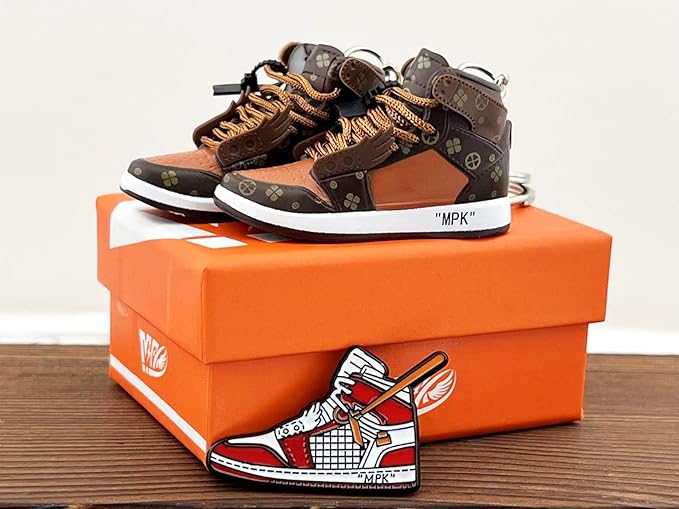 MPK 3D Mini Shoe Keychain,Sneaker Shoe lovers Keychainirthday Birthday Party Mystery Goodie Bag Prizes