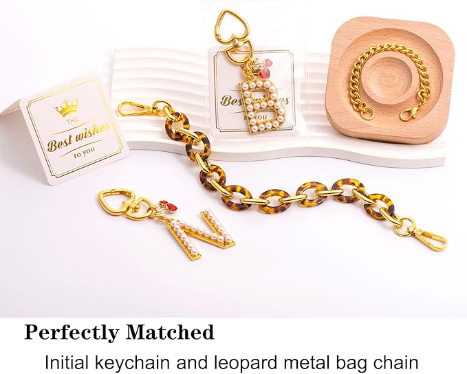 Pearl Initial Keychain with Leopard Bag Charms Wallet Chain Women Cute Alphabet Keychains Charm for Purse Handbag