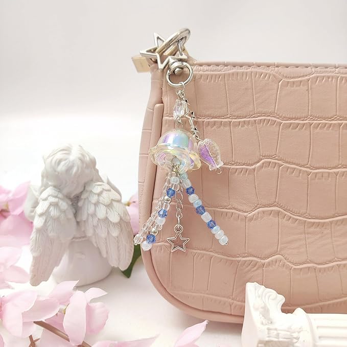 Cute Keychain Aesthetic Y2K Keychain Accessories Heart Butterfly Strawberry Bear Key Chain for Keys Bags Women Gifts